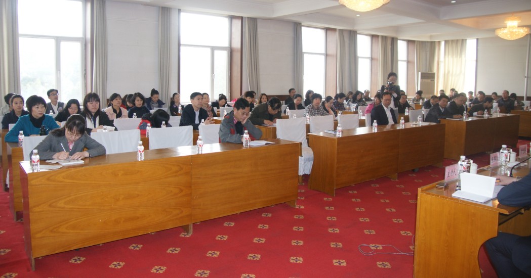 E(5UAR1[F%9CBO(FUT`QWRL.jpg
